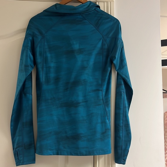 Under Armor Teal Quarter Zip With Brush Stroke Pattern - Picture 2 of 2